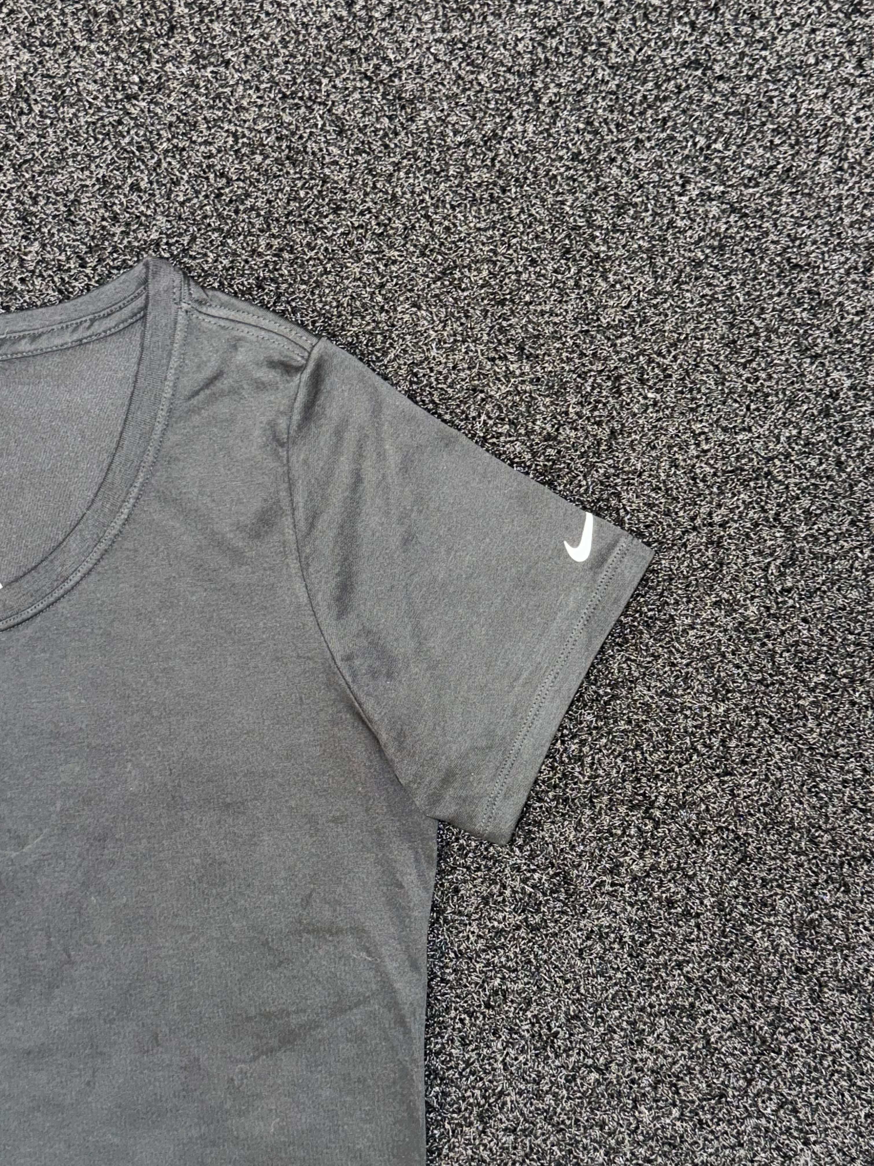 Nike Low Scoop Neck (WMNS)