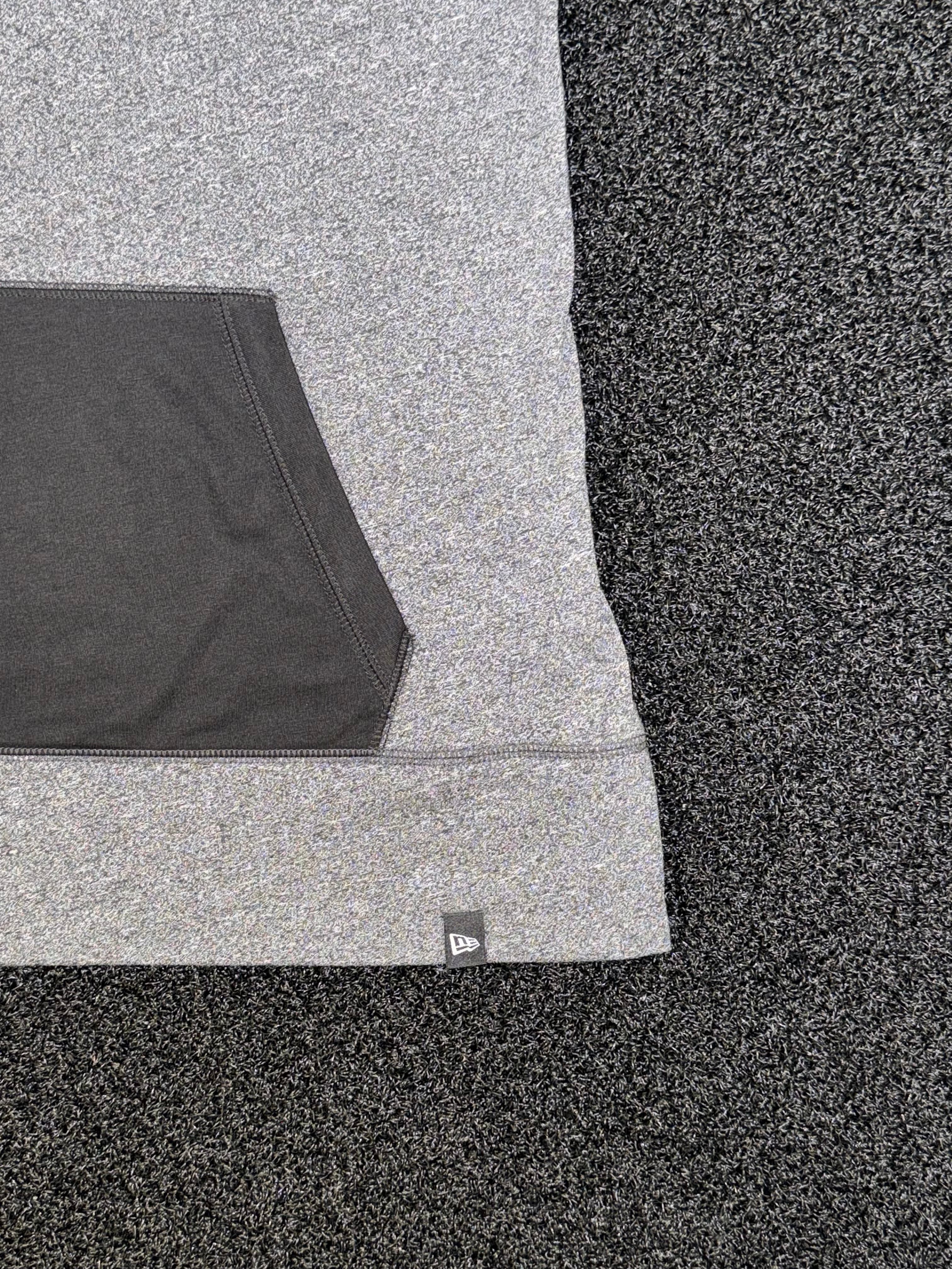 New Era Sleeveless Hoodie (WMNS) Medium