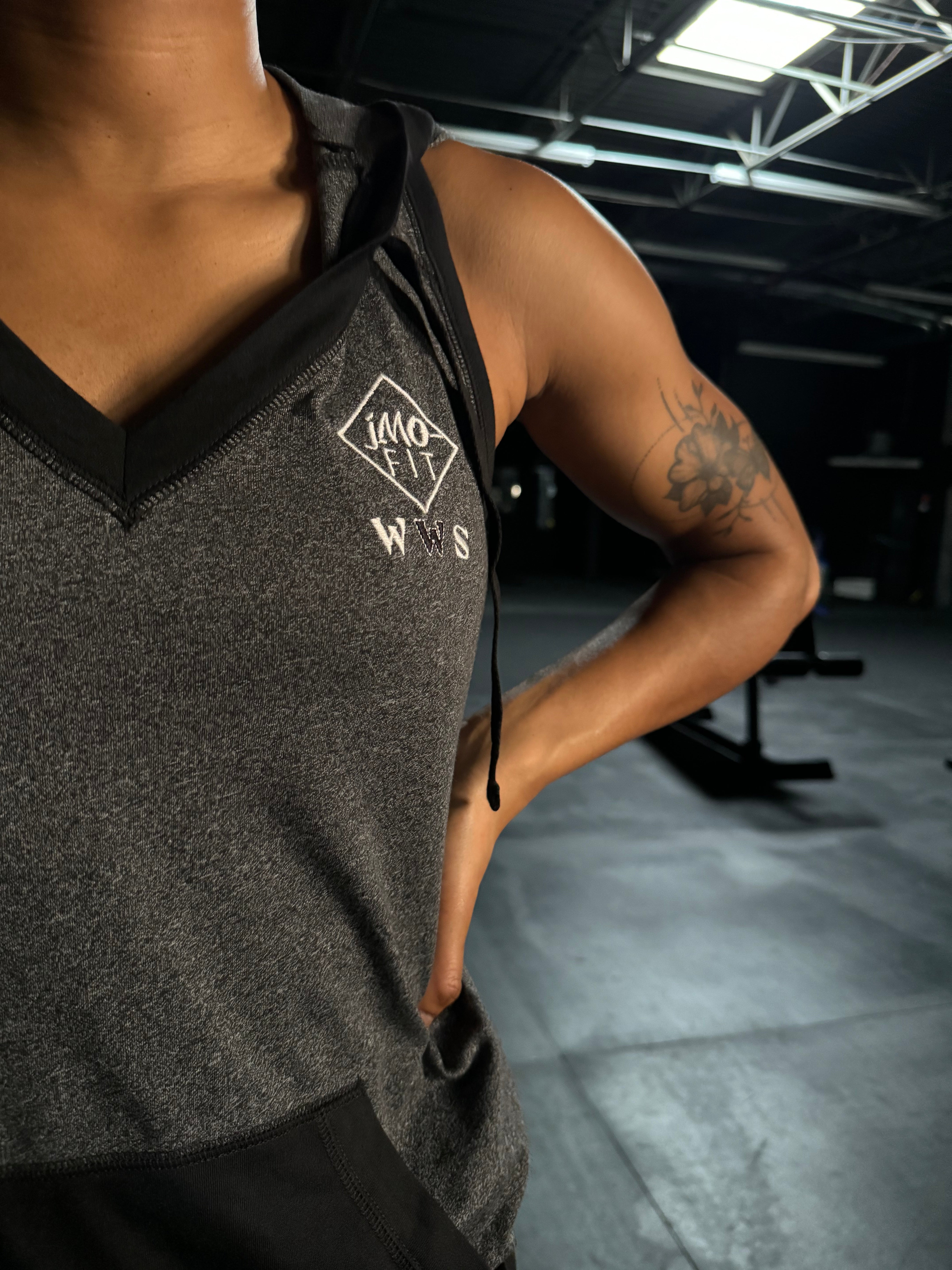 New Era Sleeveless Hoodie (WMNS) Medium